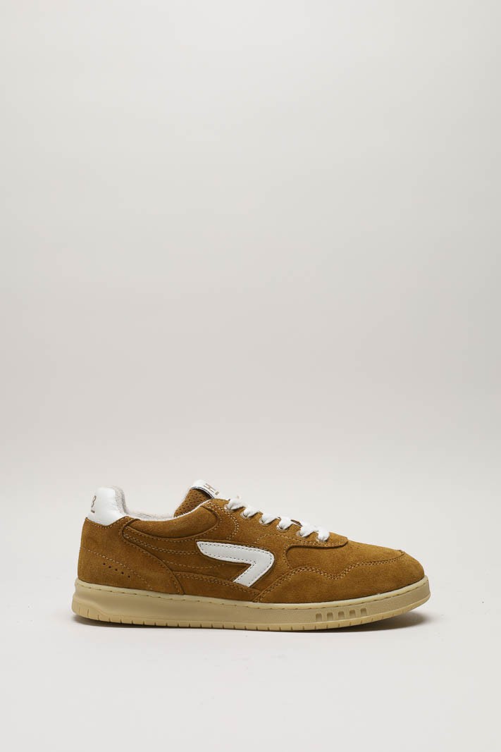Camel Sneaker