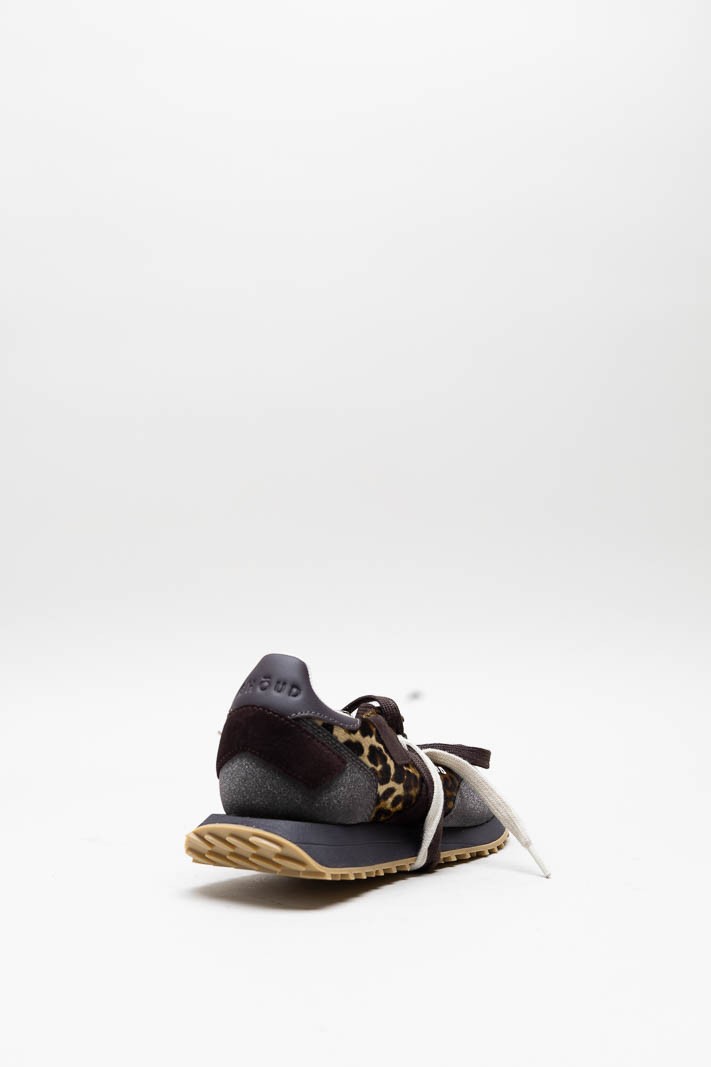 Bruin Sneaker image