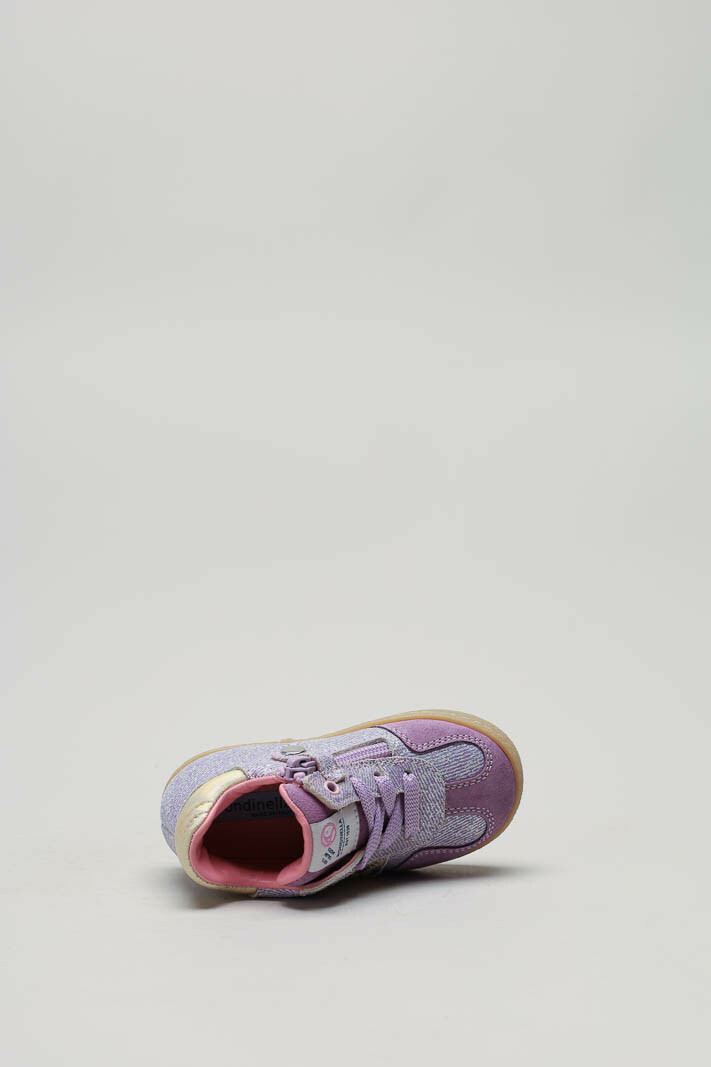 Lila Sneaker image