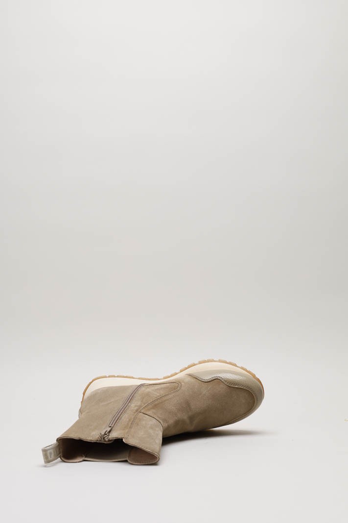 Taupe Enkellaars plat image