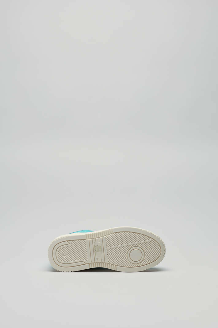Turquoise Sneaker image