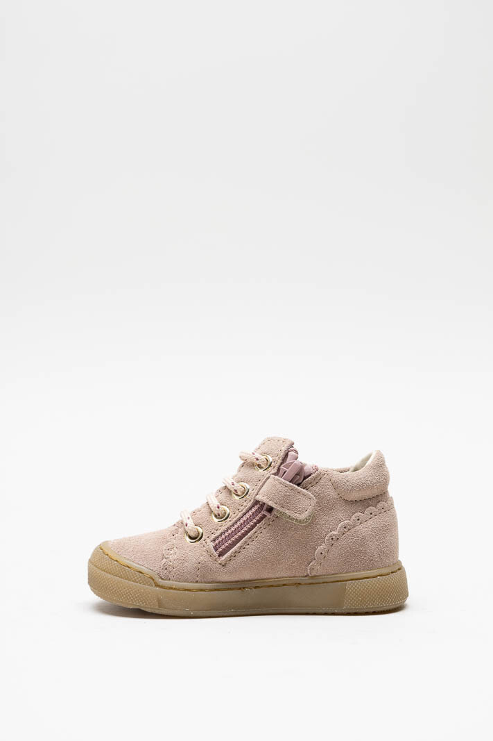 Lila Sneaker image