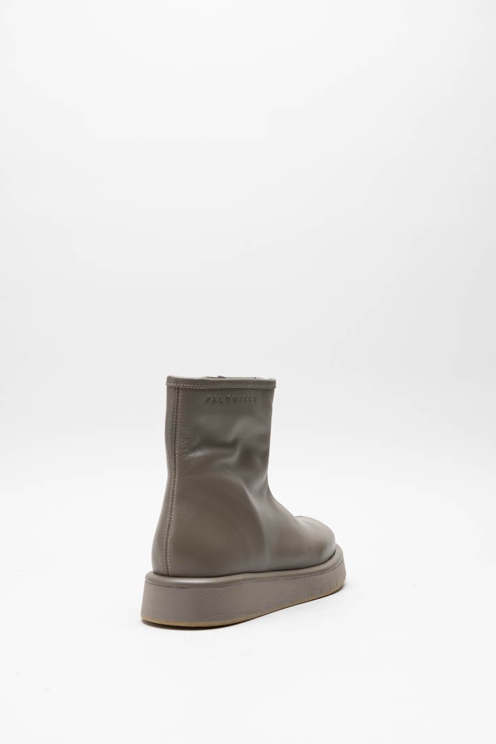 Taupe Enkellaars plat image