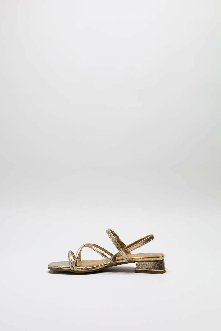 Brons Sandaal plat image