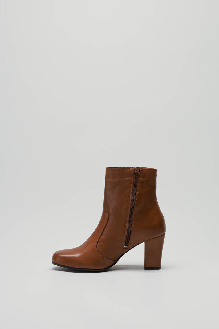 Cognac Enkellaars hak image