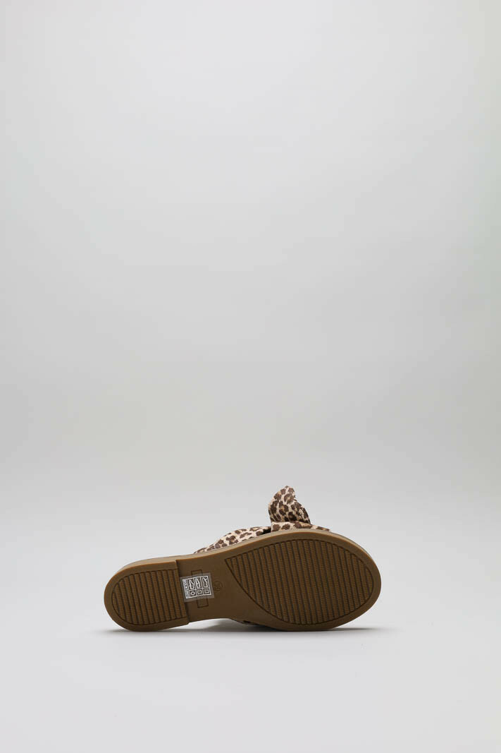 Beige Slipper image