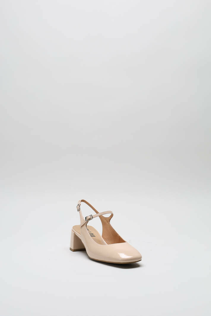 Nude Pump