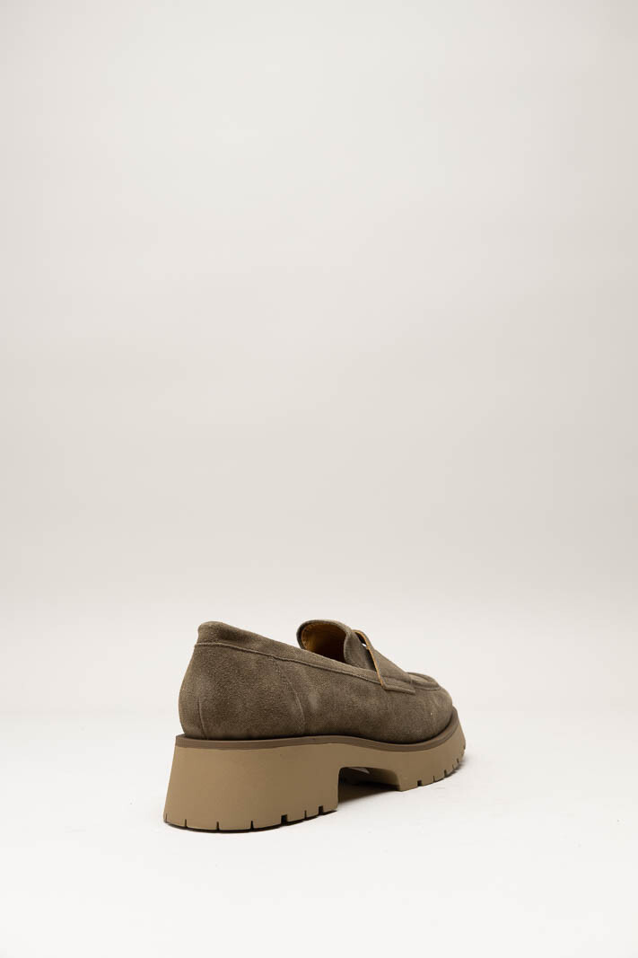 Donkerbruin Mocassin image