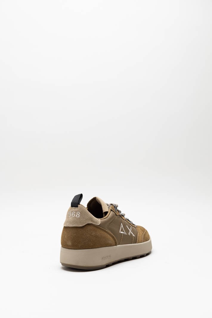 Bruin Sneaker image