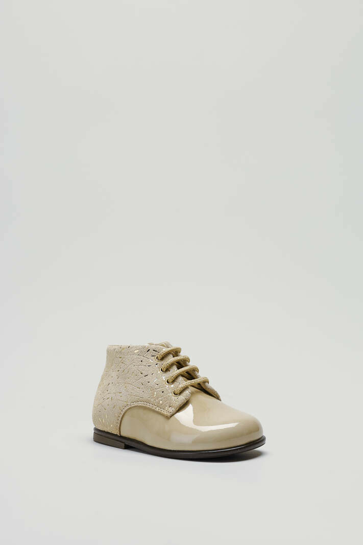 Beige Veterschoen image