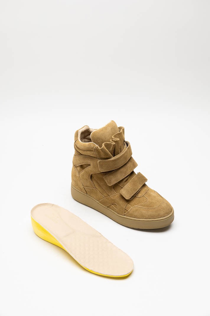Camel Sneaker image