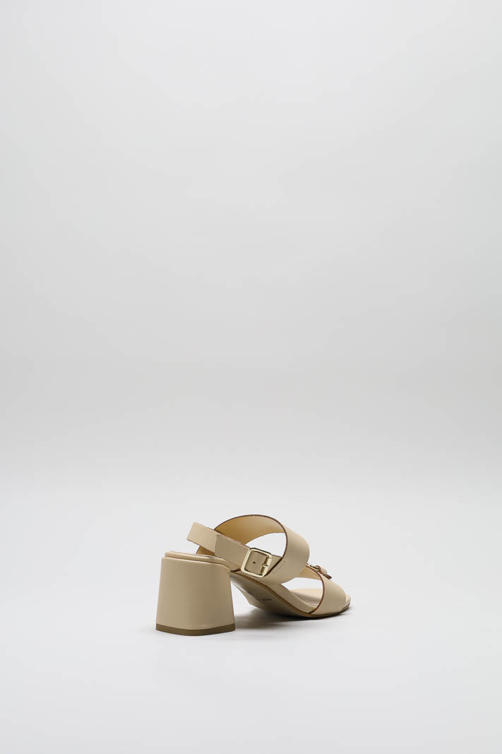Beige Sandaal hak image