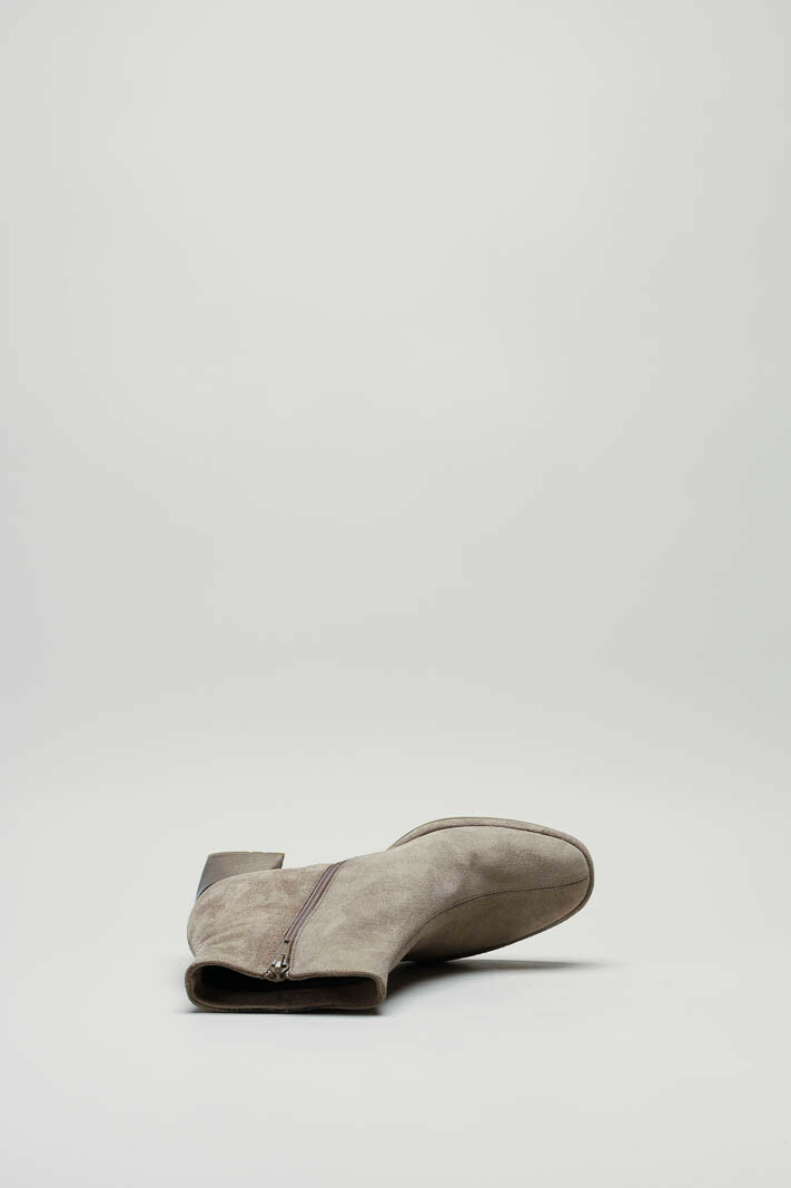 Taupe Enkellaars hak image