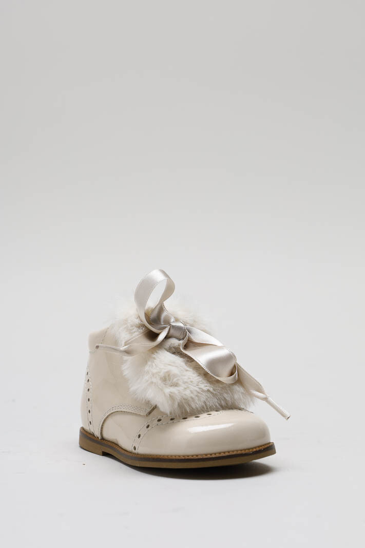 Lichtbeige Veterschoen