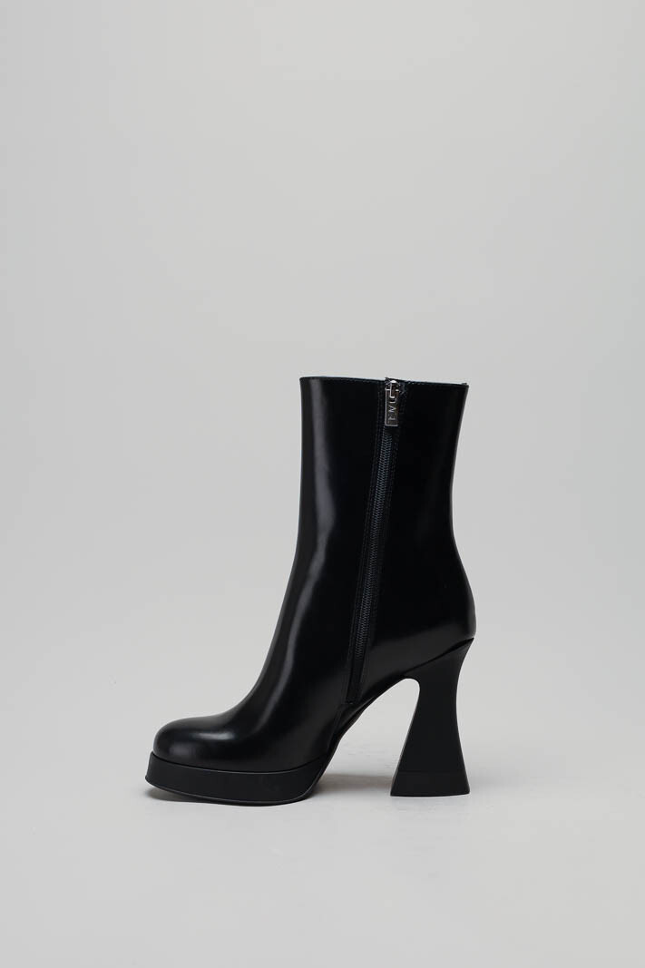 Zwart Enkellaars hak image