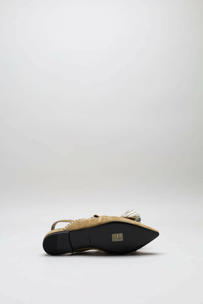 Beige Mocassin image