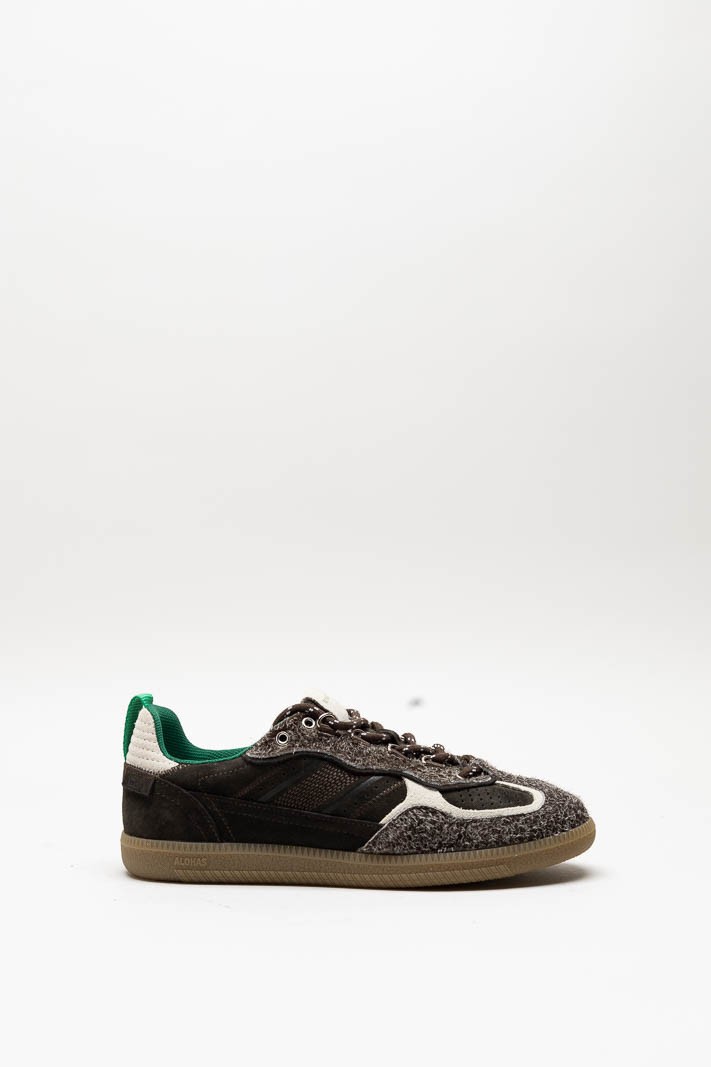 Bruin Sneaker