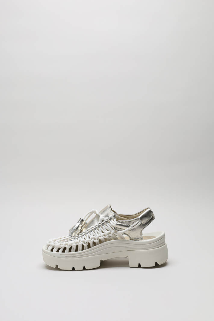 Goud Sandaal plat image