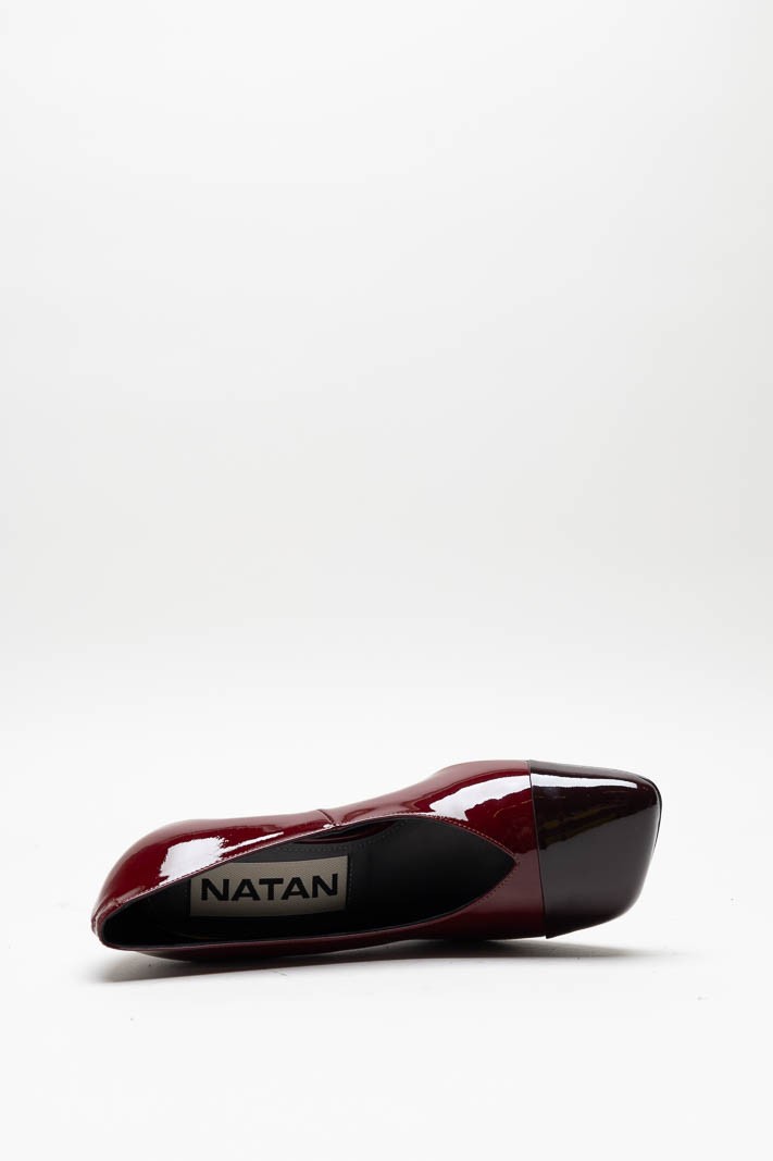 Bordeaux Pump image