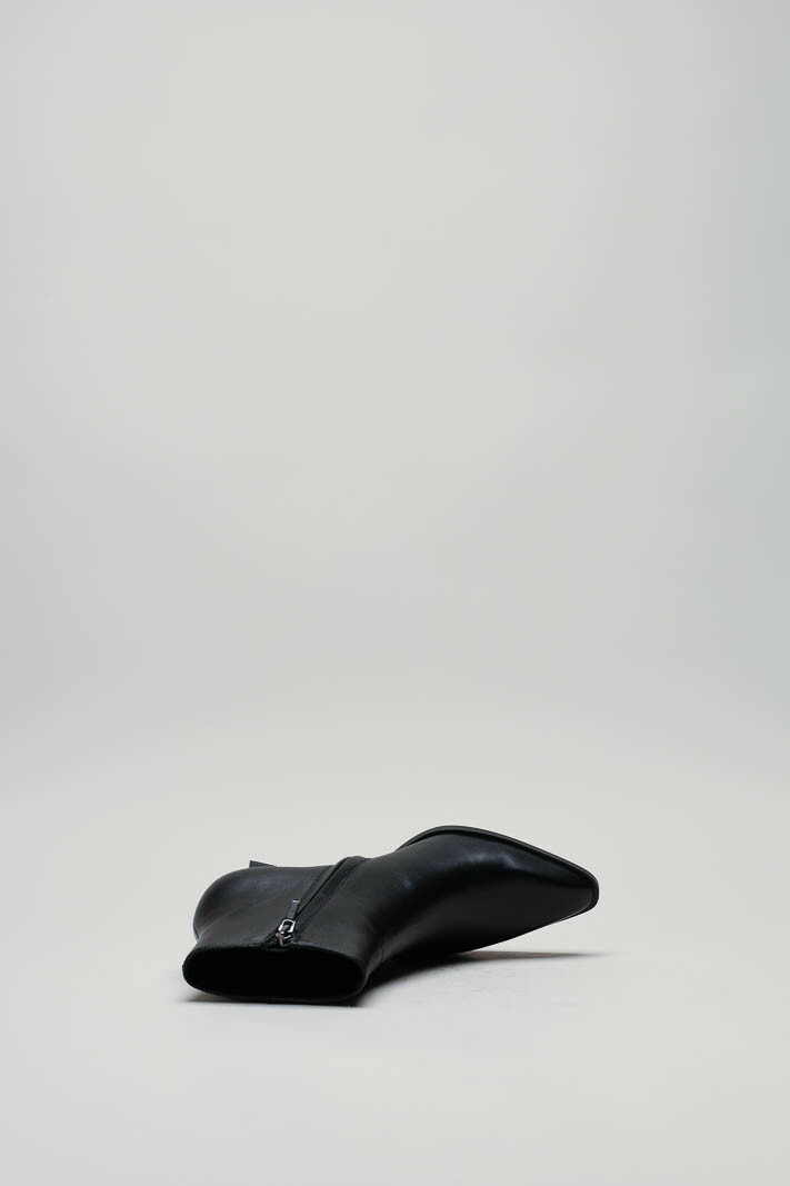 Zwart Enkellaars hak image